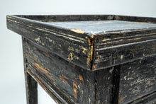 Load image into Gallery viewer, Antique Naïve Side Table