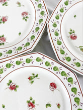 Load image into Gallery viewer, Antique Floral Plates (Set)