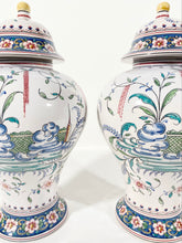 Load image into Gallery viewer, Mottahedeh Chinois Covered Jars (Pair)