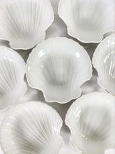 Load image into Gallery viewer, Small Coquille Saint Jacques Dishes (Set)