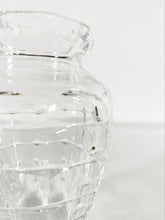 Load image into Gallery viewer, Small Victorian Glass Bud Vase