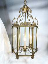 Load image into Gallery viewer, Louis VX Style Bronze Lantern