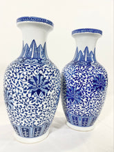 Load image into Gallery viewer, Chinese Porcelain Vases (Set)
