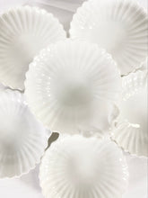 Load image into Gallery viewer, Medium Coquille Saint Jacques Dishes (Set)
